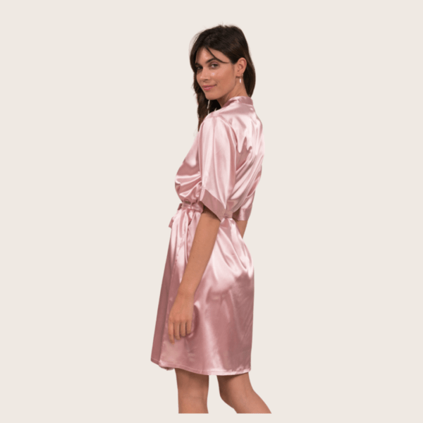peignoir et nuisette rose