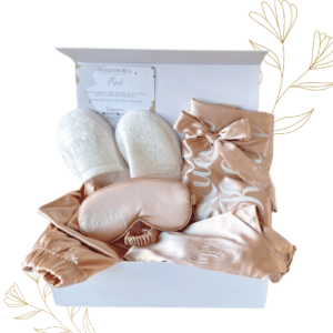 Coffret_Peignoir satin avec pantalon Nude